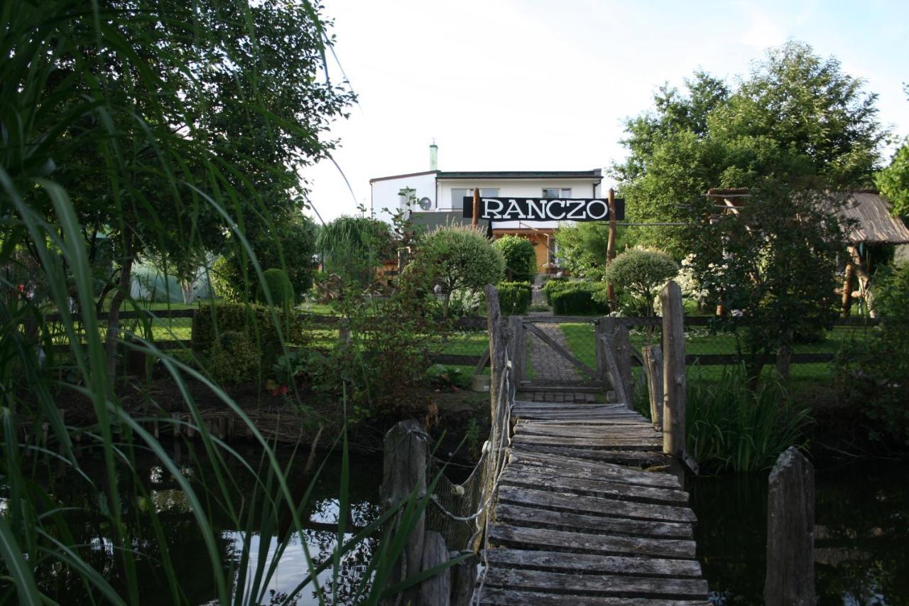 Sianowskie Ranczo Exterior photo
